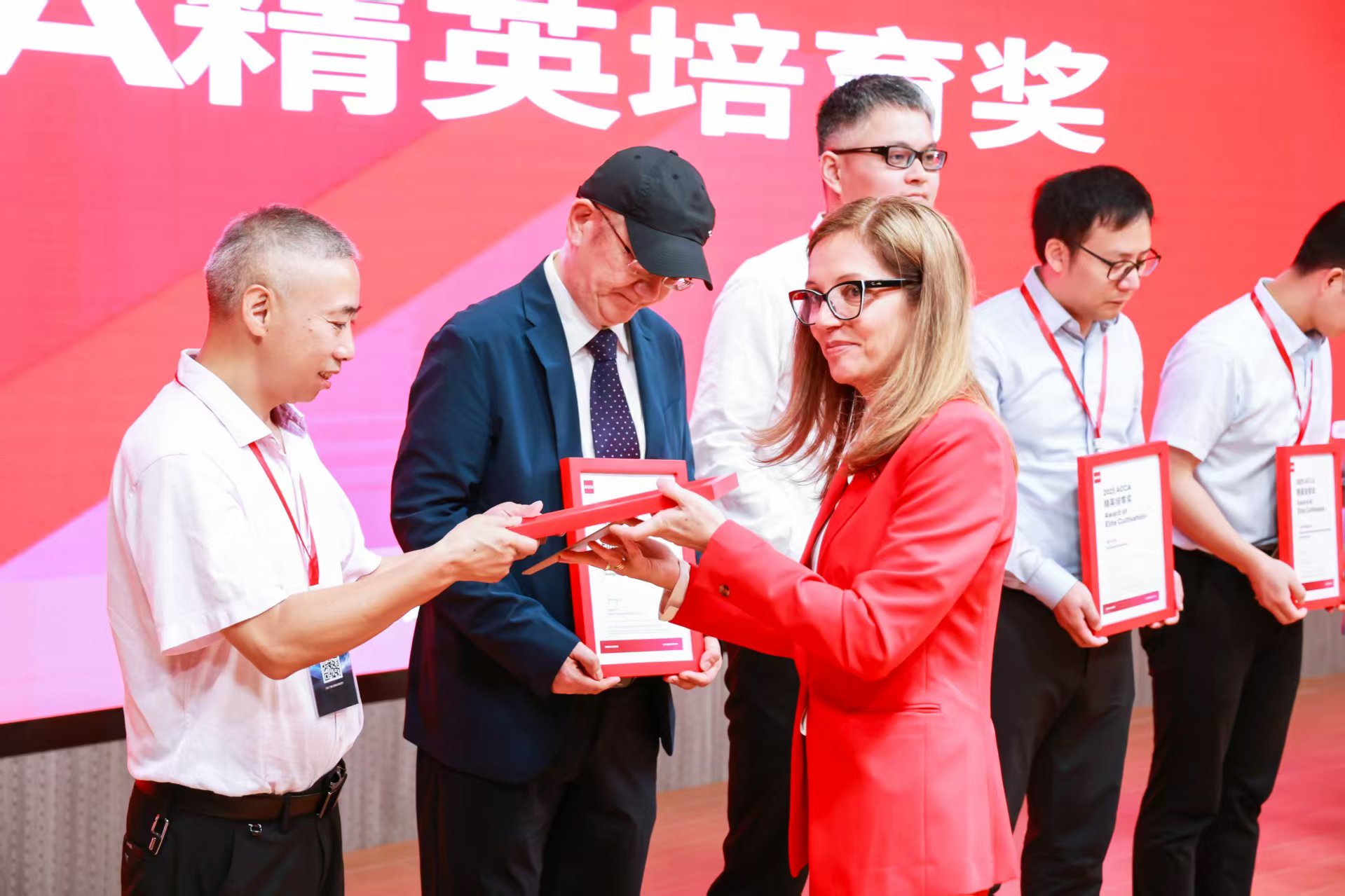 微信图片_20251014211529_333_53.jpg